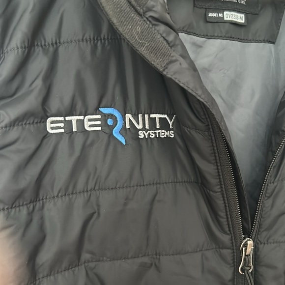 Carhartt Men’s Rain Defender® Insulated Vest - Relaxed Fit Size Medium - Picture 7 of 12